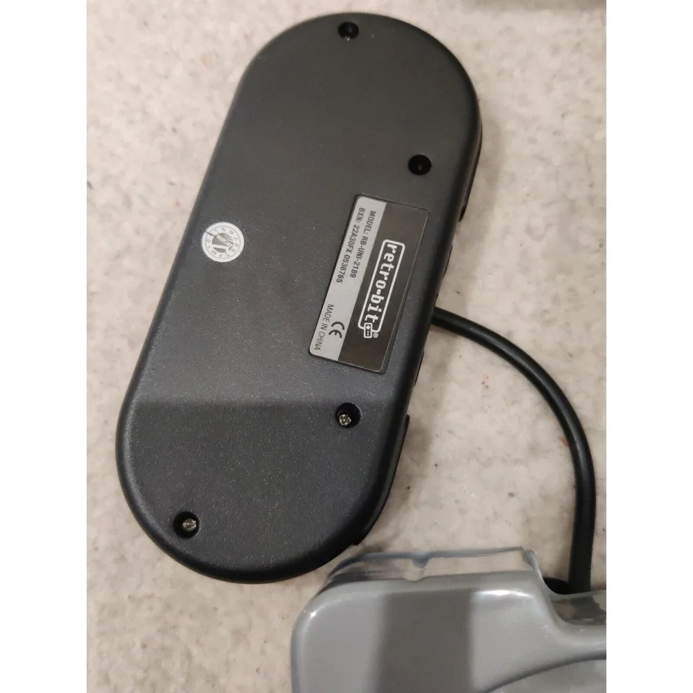 Retro-Bit Legacy 16 Wired USB Controller for Switch,‎ PC, MacOS, RetroPie Black
